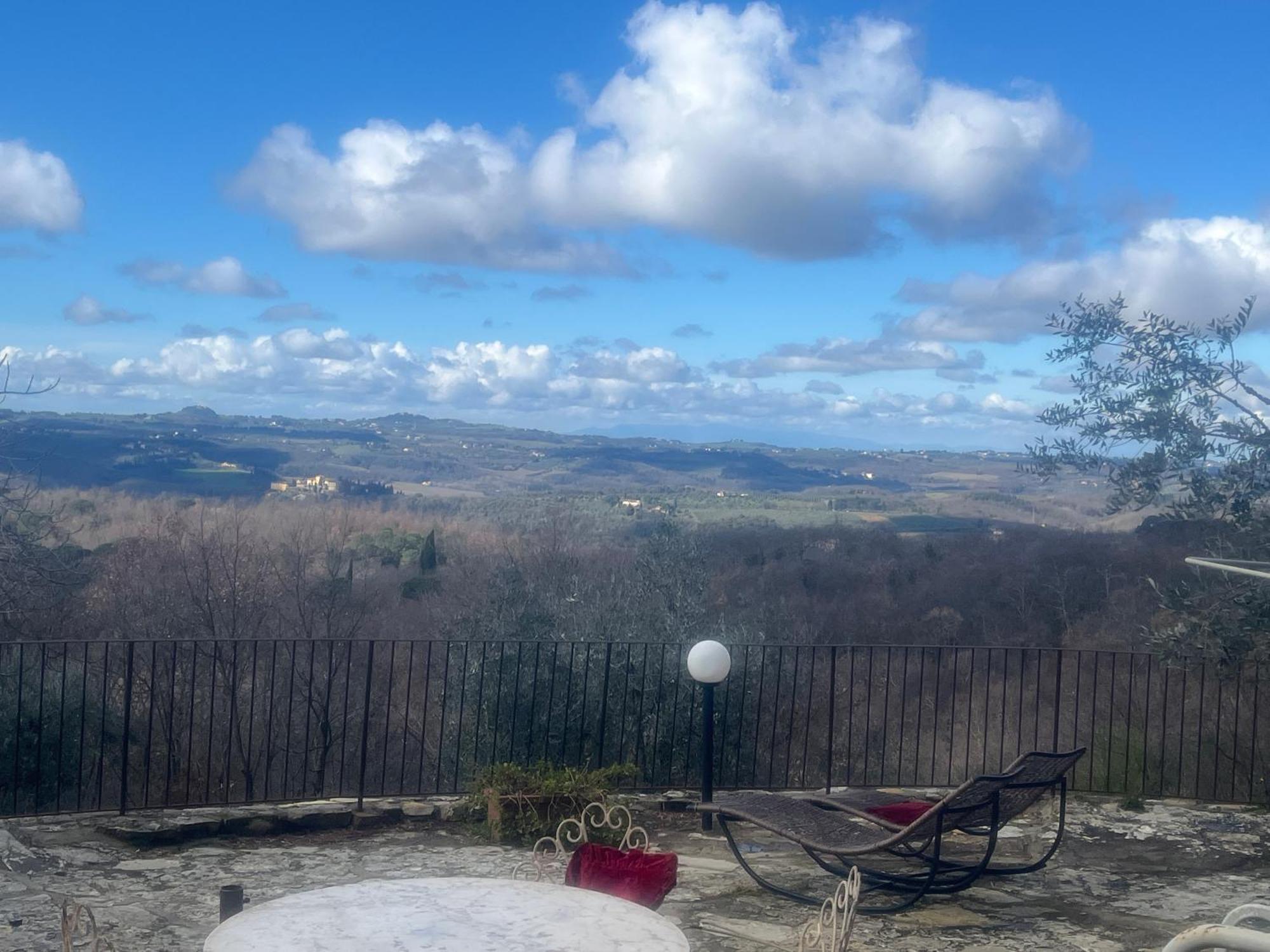 Il Fiorino Di Badia Apartment Badia A Passigano Luaran gambar