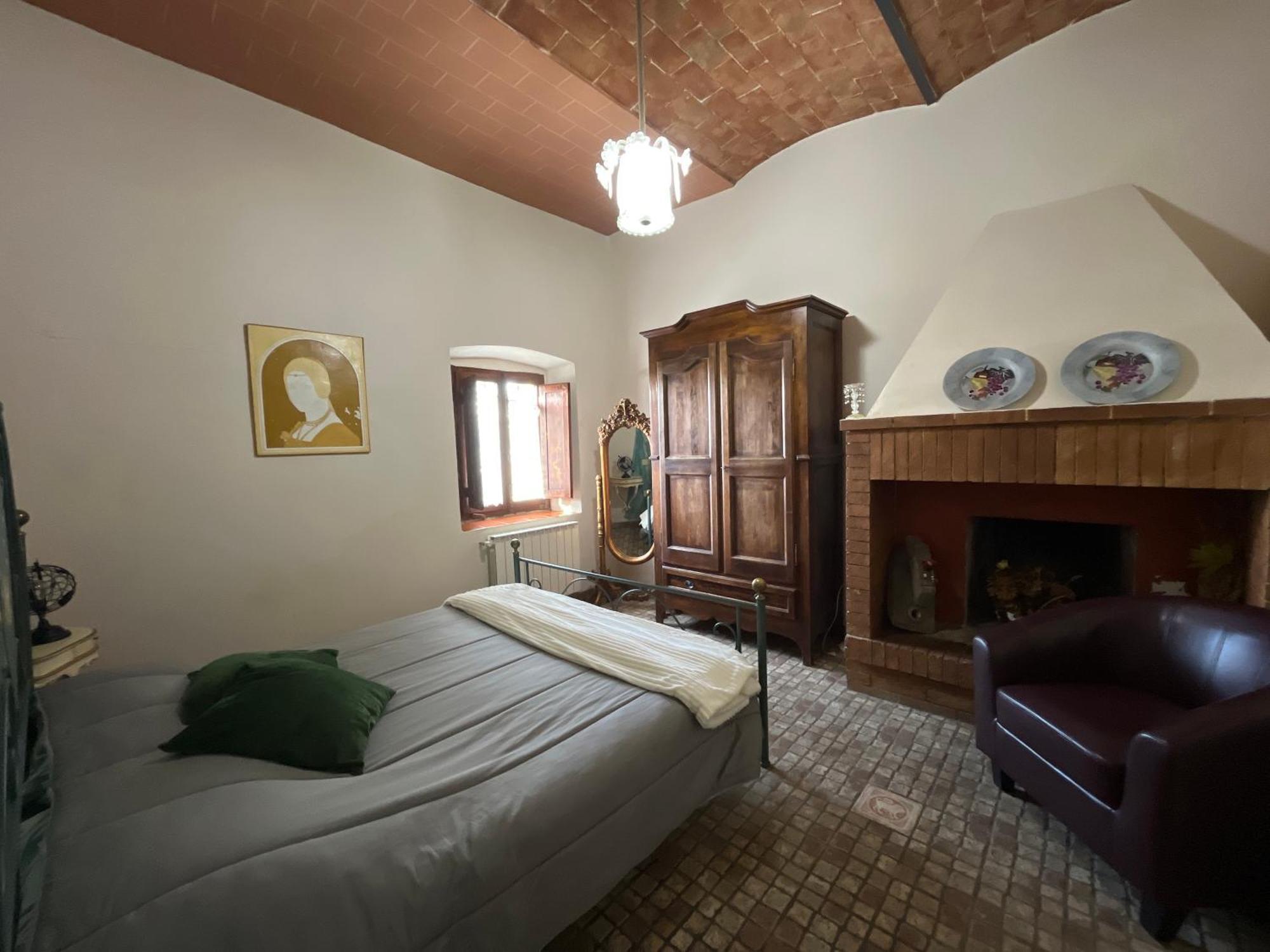 Il Fiorino Di Badia Apartment Badia A Passigano Luaran gambar