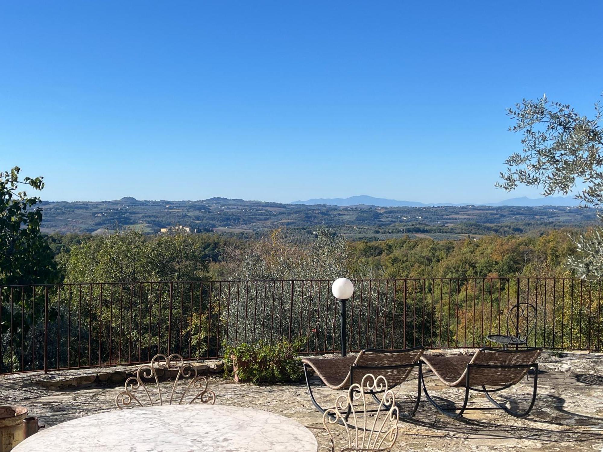 Il Fiorino Di Badia Apartment Badia A Passigano Luaran gambar