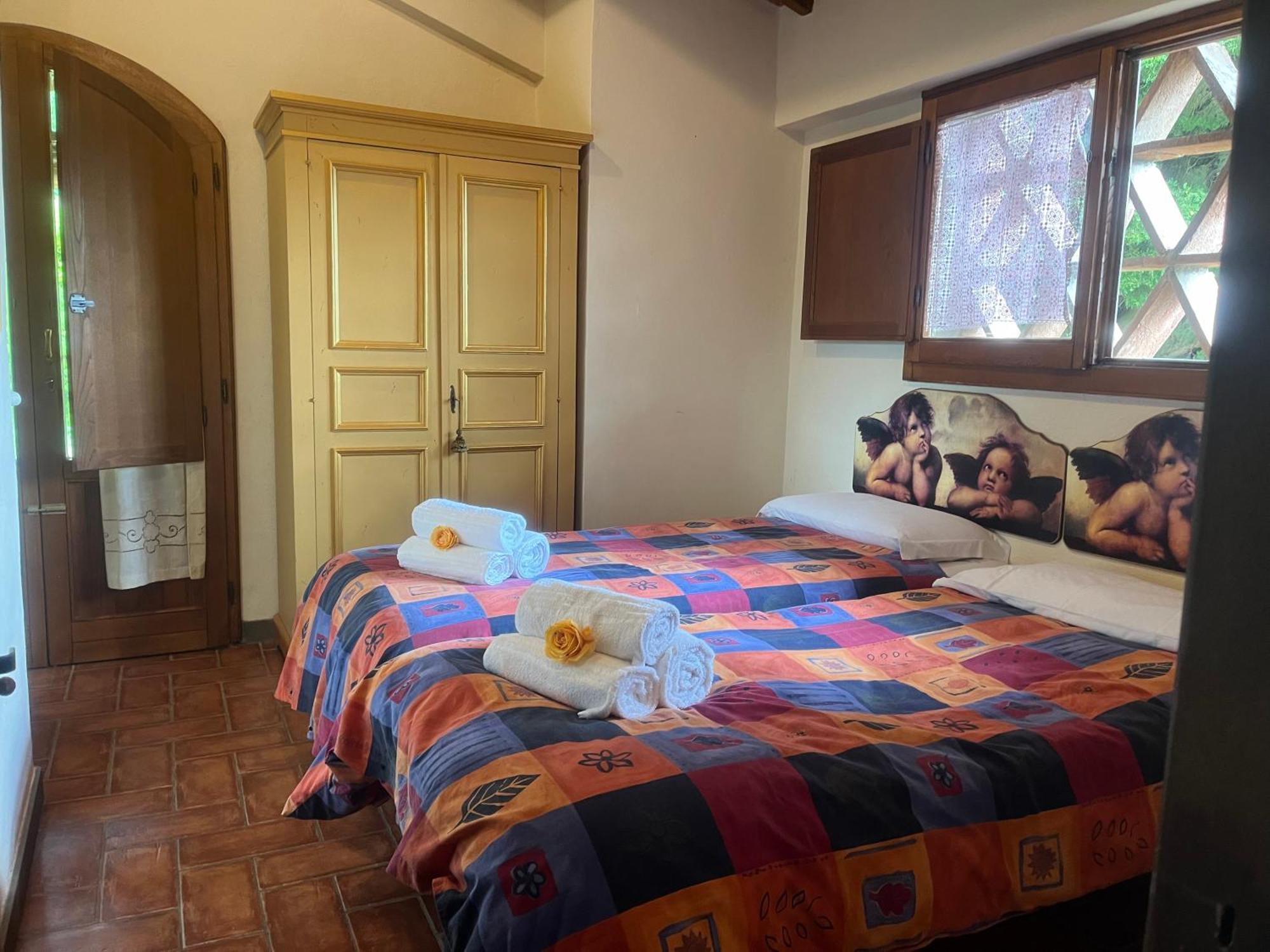 Il Fiorino Di Badia Apartment Badia A Passigano Luaran gambar