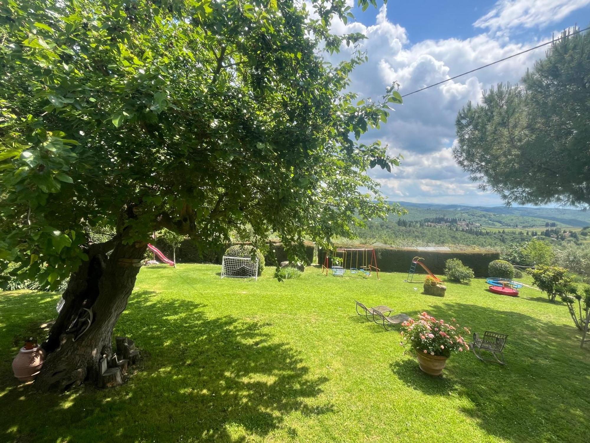 Il Fiorino Di Badia Apartment Badia A Passigano Luaran gambar